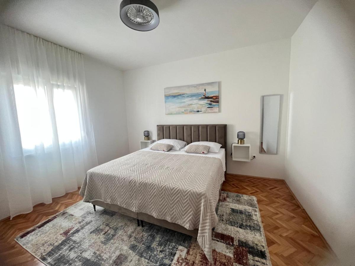 Apartments Javorska Kastela Luaran gambar