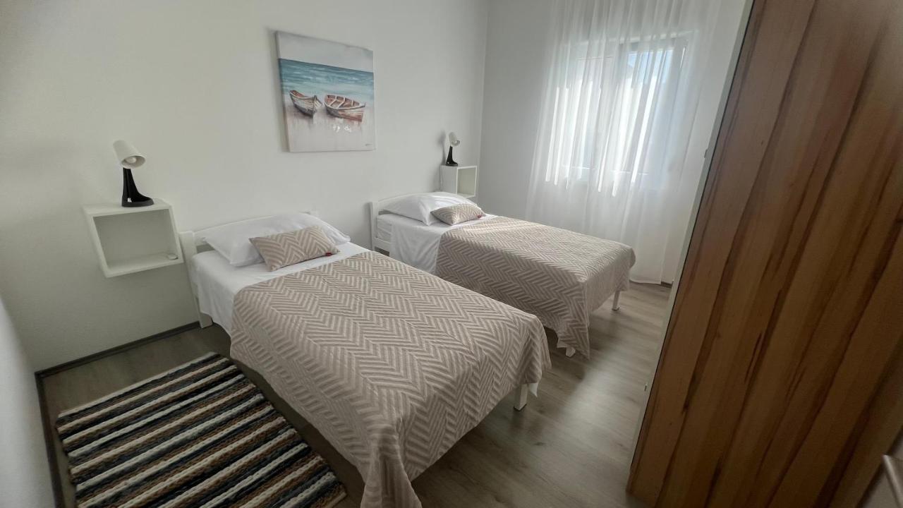Apartments Javorska Kastela Luaran gambar