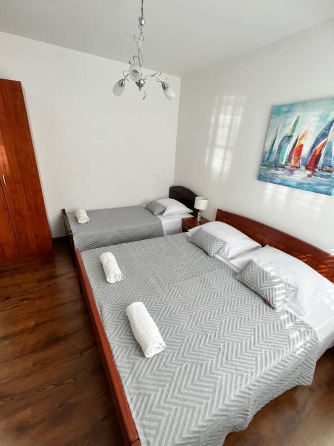 Apartments Javorska Kastela Luaran gambar