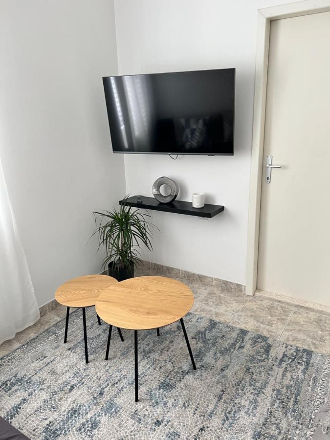 Apartments Javorska Kastela Luaran gambar