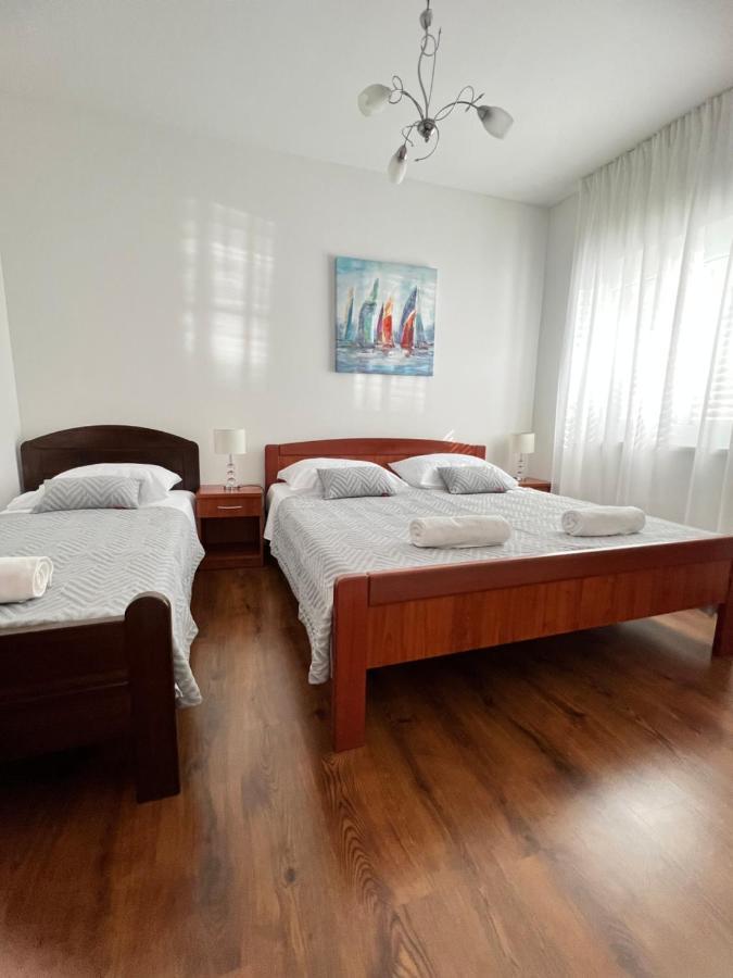 Apartments Javorska Kastela Luaran gambar
